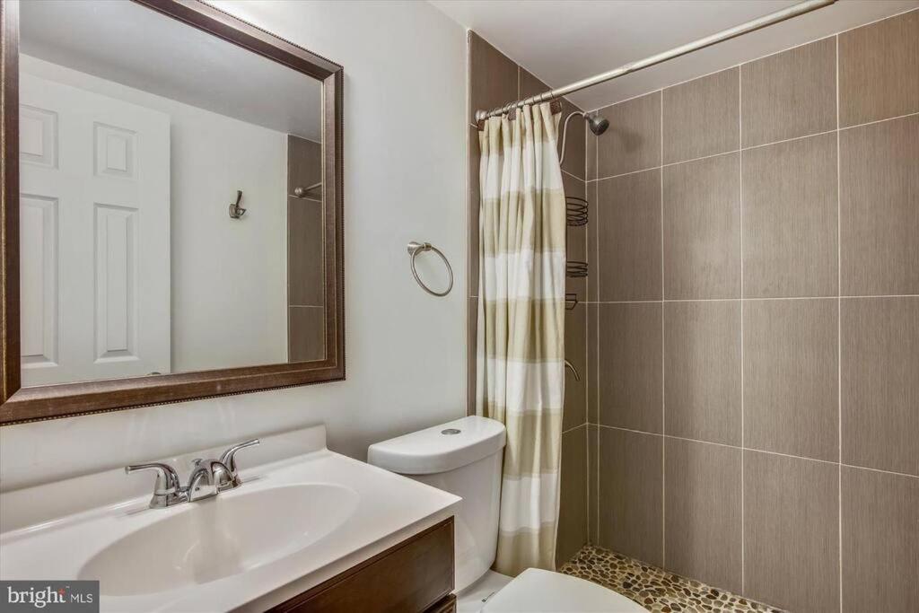 Lovely 2 Bedrooms Appartement, Laundry/parking/tv Appartement *